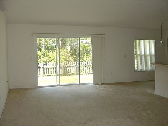 5th image of 126 Rolling Sands Dr