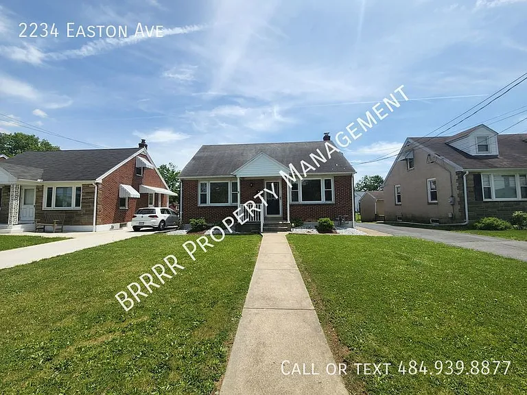 2234 Easton Ave — Photo 3