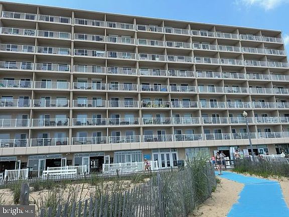 2nd image of 307 S Boardwalk APT 605