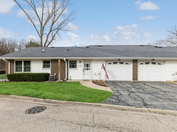 7129 Lexington Ln #173, Fox Lake, IL 60020