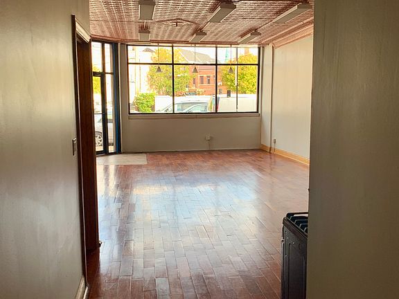 4th image of 1700 S Loomis St Unit 1F