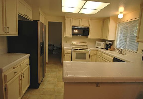 Sparkling Kitchen