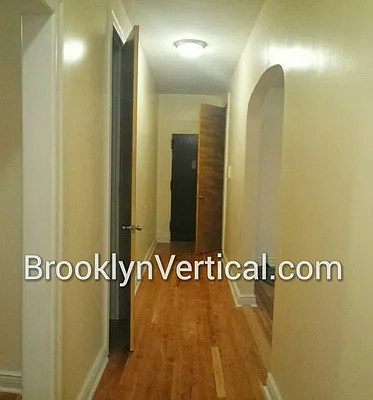 Rented by Brooklyn Vertical Inc. | media 31