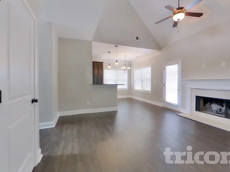 268 Cranbrooke Dr — Photo 3