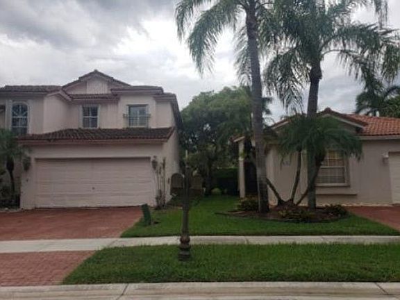 2nd image of 15899 SW 16th St