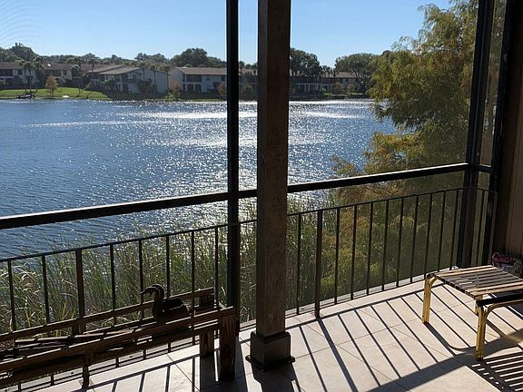 5th image of 652 Lake Villas Dr APT C