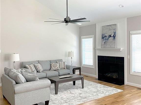 5th image of 105 Cross Gate Ct