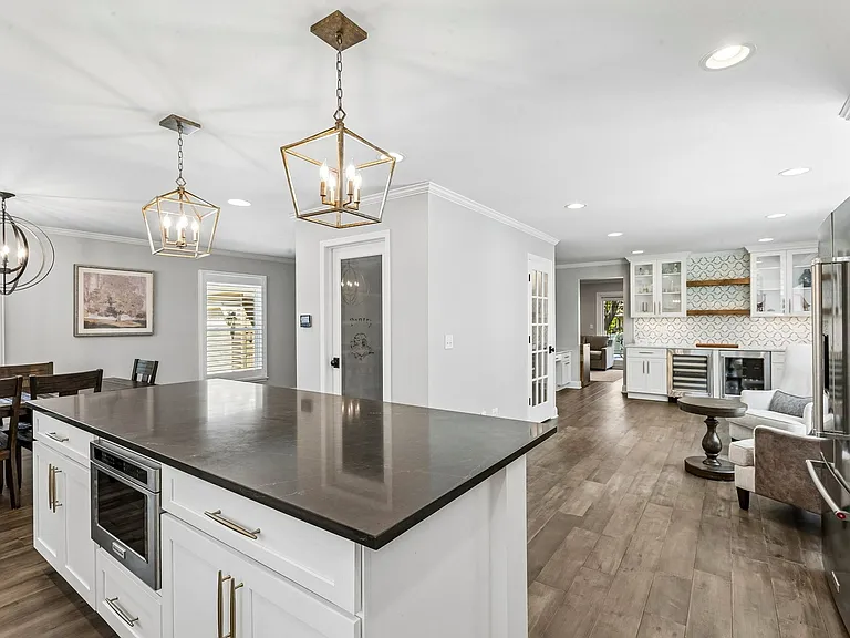 509 Ticonderoga Ln — Photo 13