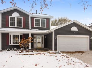 1855 Oriole Dr, Elk Grove Village, IL 60007