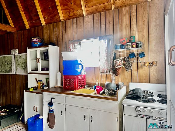 4th image of 61 Wilderness Cir