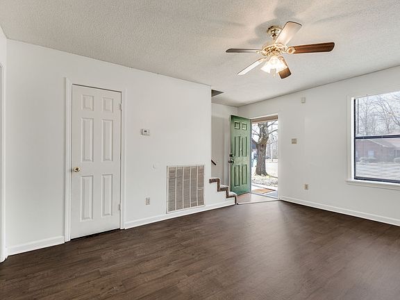 4th image of 416 Archwood St N #4N