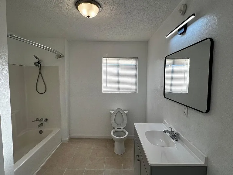 3200 Zephyr Rd — Photo 7
