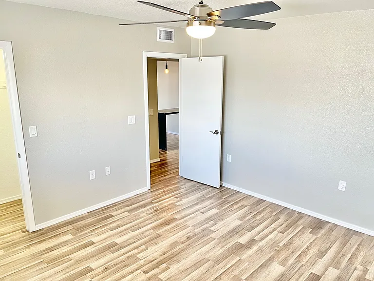 4127 N 9th Ave #6 — Photo 28