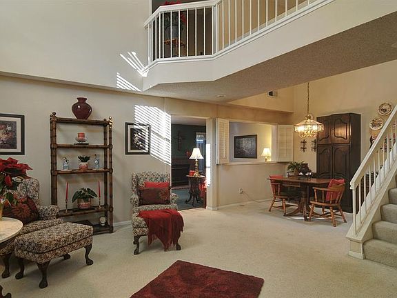 3rd image of 1443 Carrington Cir