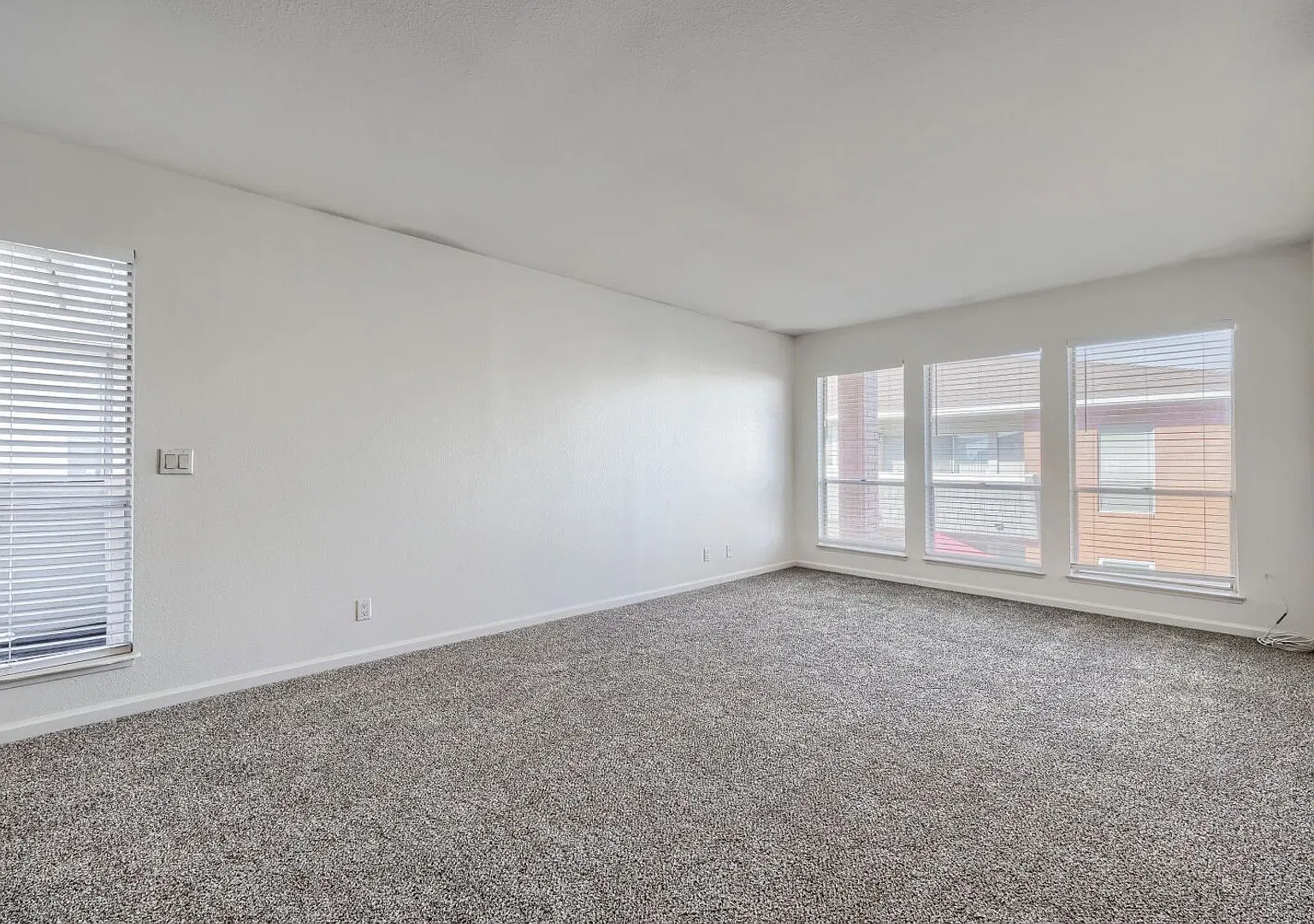 One bedroom condo in Las Vegas Country Club — Photo 4