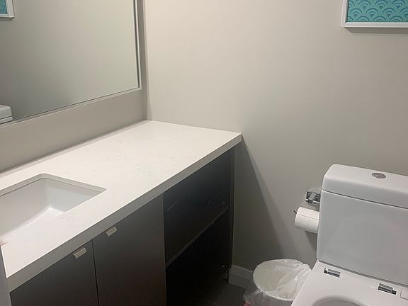 3rd image of 155 Yorkville Ave #1709