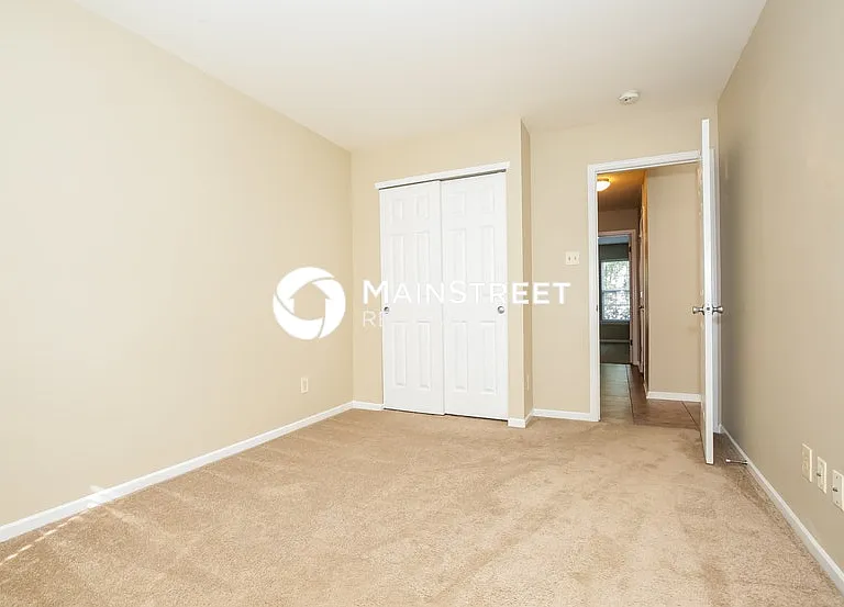 4179 Lakewood Glen Dr — Photo 12