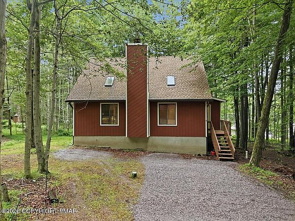 2nd image of 220 Muskwink Dr