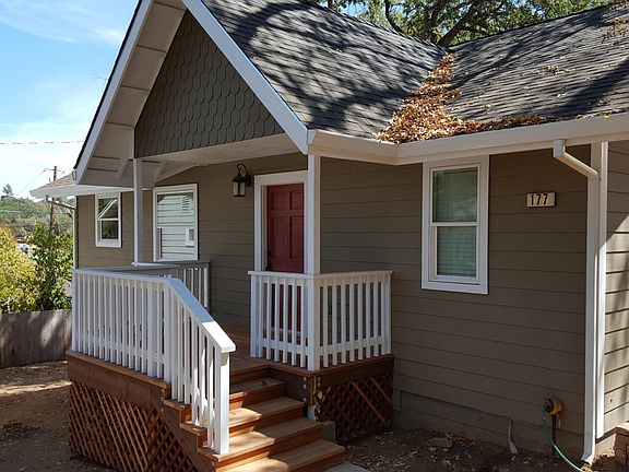 4th image of 177 College Way