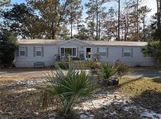 1284 Jones Way SE, Darien, GA 31305