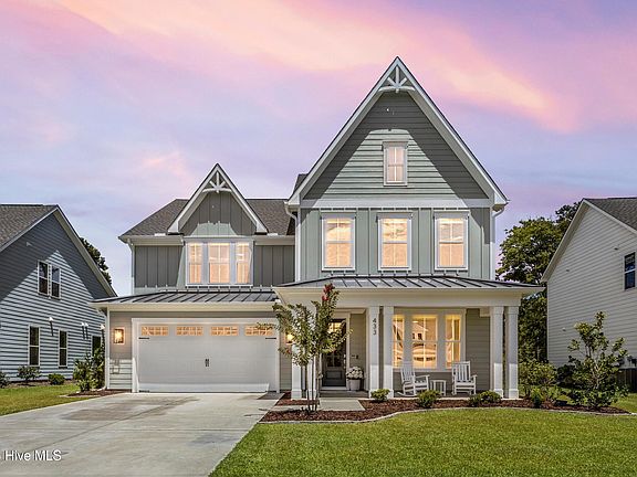2nd image of 433 Sailor Sky Way