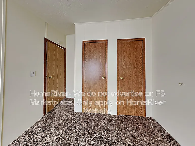 2920 S Windsor Rd — Photo 15