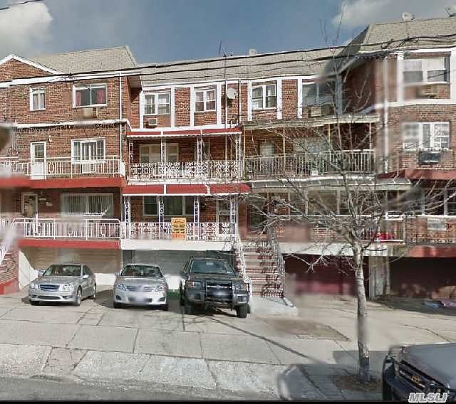 1st image of 1427 E 84th St