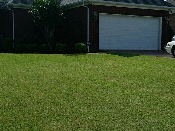 3rd image of 1903 Fairway Dr