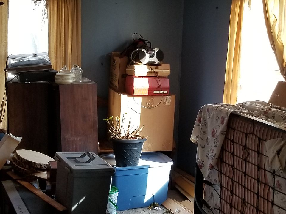 1st image of 47 Arbor Ave