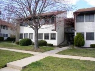 D2 Avon Dr, East Windsor, NJ 08520