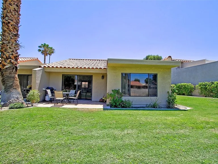 40588 Pebble Beach Cir — Photo 43