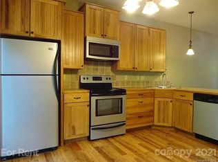 34 Selwyn Rd APT D, Asheville, NC 28806