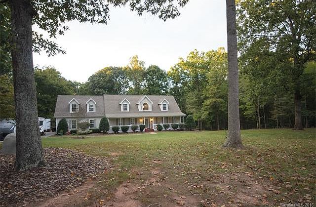 1st image of 3188 Hazen Dr
