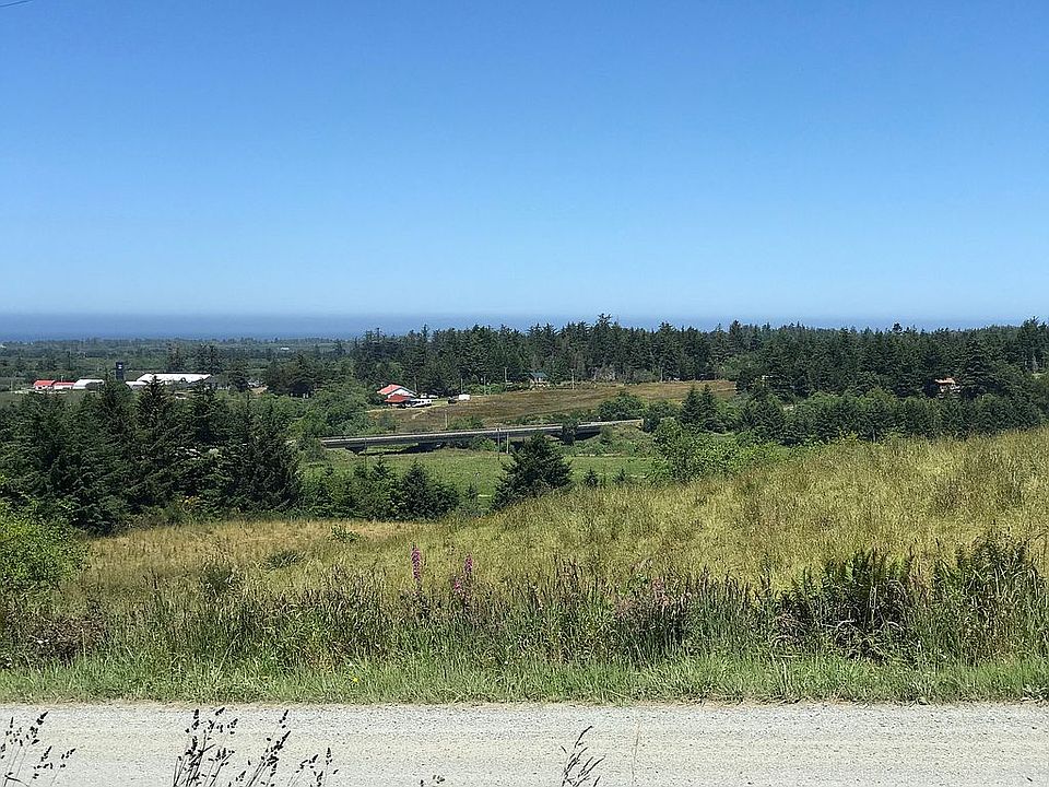 view from driveway - north