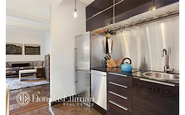 Sold by Douglas Elliman | media 33