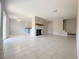 968 Park Meadow Dr, Beaumont, TX 77706