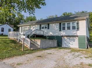 53 Prospect St, Cottage Hills, IL 62018