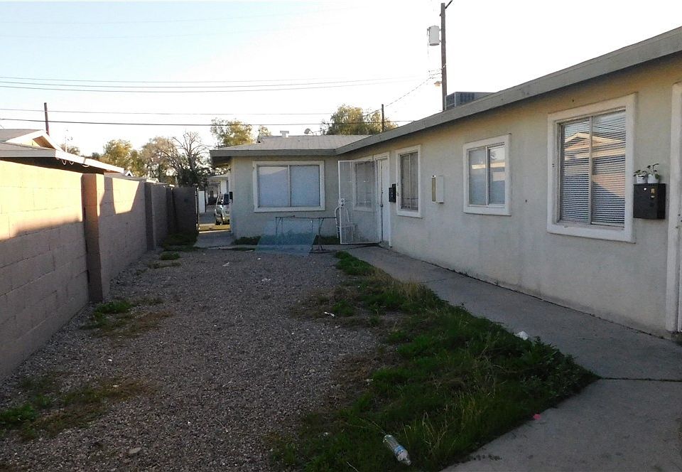 1st image of 2612 E Mesquite Ave