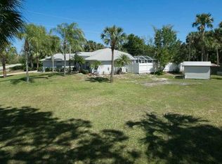 493 Englar Dr, Sebastian, FL 32958