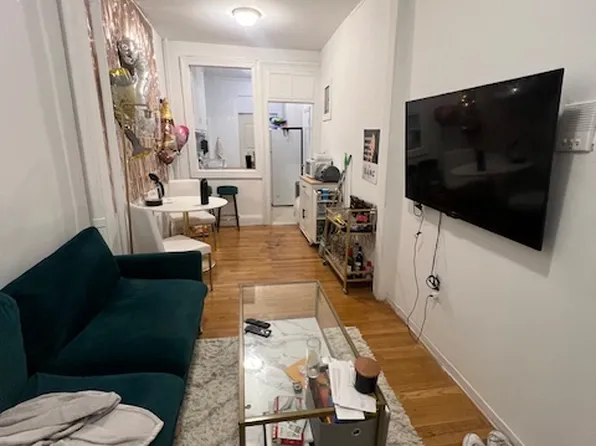 221 East 26th Street image 1 of 10