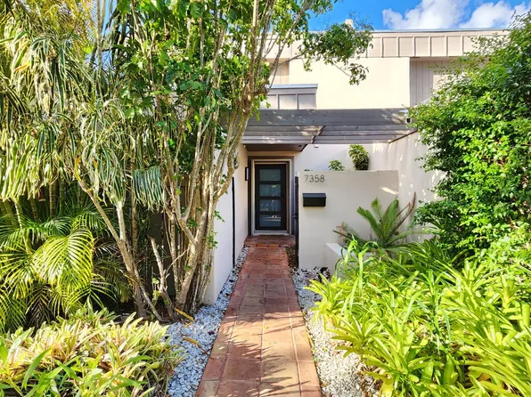 7358 SW 105th Pl, Miami, FL 33173