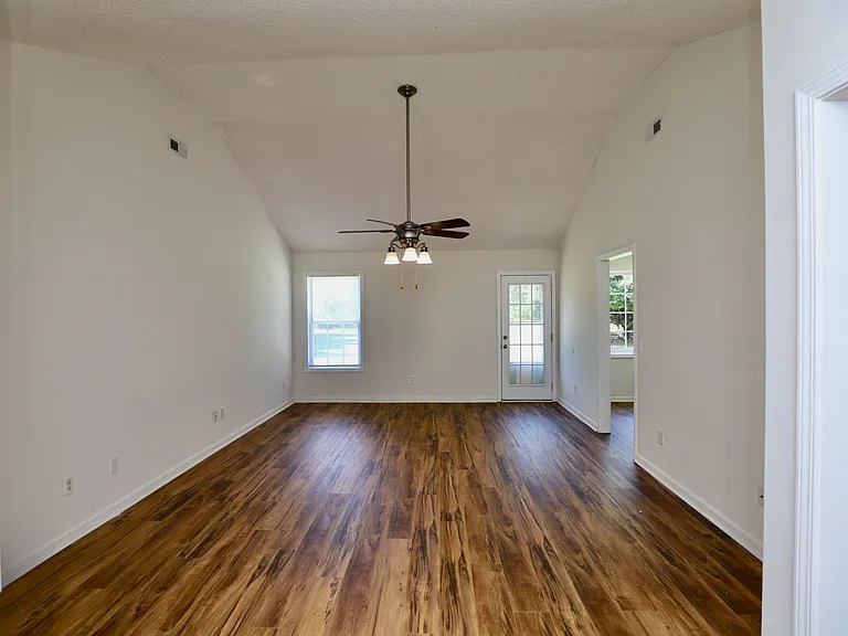 3643 Red Lane Rd — Photo 7