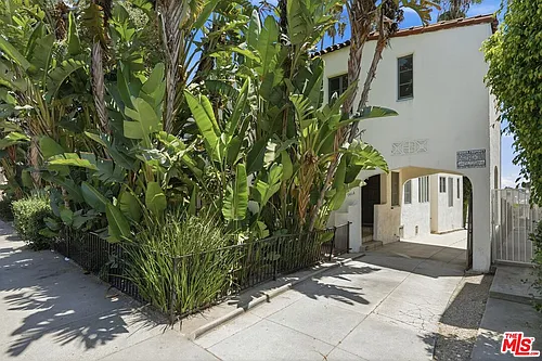 7464 Hollywood Blvd Photo 1