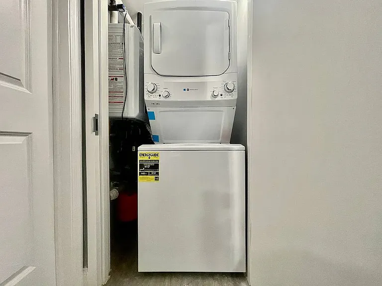 27-14 39th Ave #4F — Photo 7