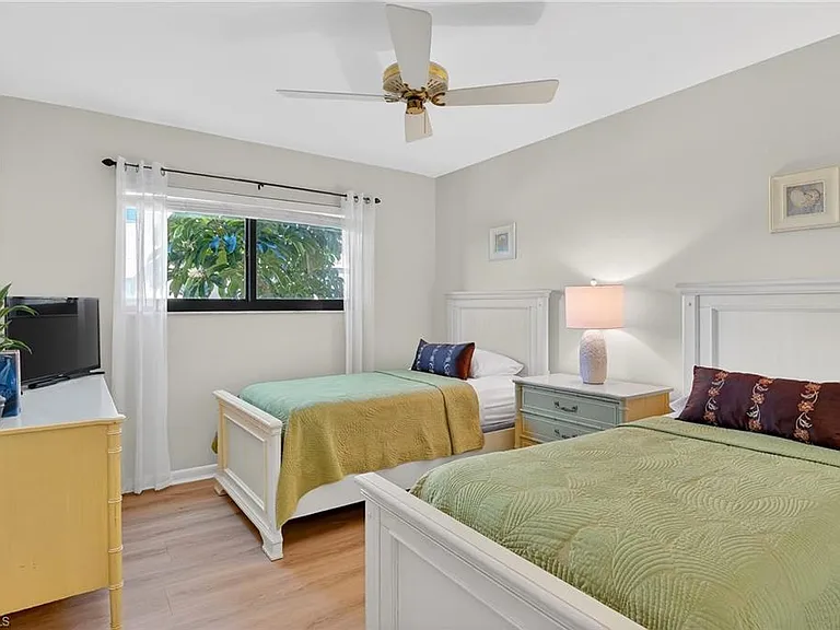 788 Park Shore Dr #B22 — Photo 19