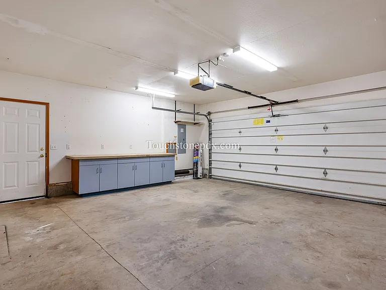 20160 Quinalt Dr — Photo 28