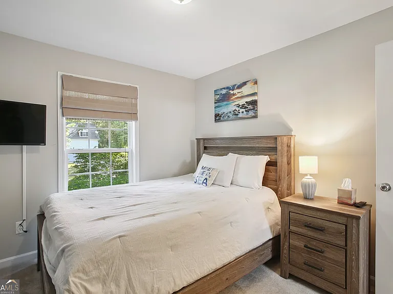 102 Hickory Dr — Photo 19