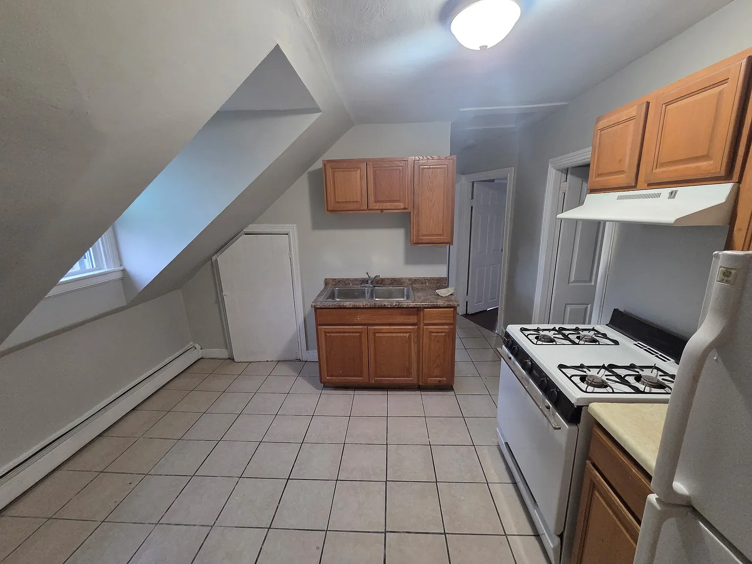 2 bed, $1,750 — Photo 4