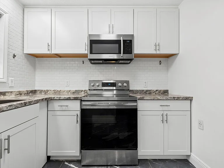 7900 Westheimer Rd #121 — Photo 14