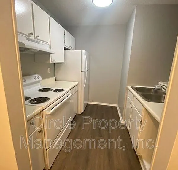 4117 Hunters Ridge Dr SW #11 — Photo 2